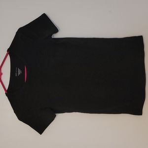 JNY basic black T shirt (XS)